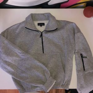pretty little thing zip up cropped sweatshirt